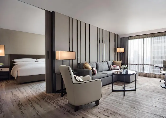Marriott Marquis Queens Park Отель Бангкок