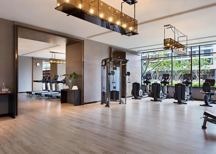 Отель Marriott Marquis Queens Park 5*