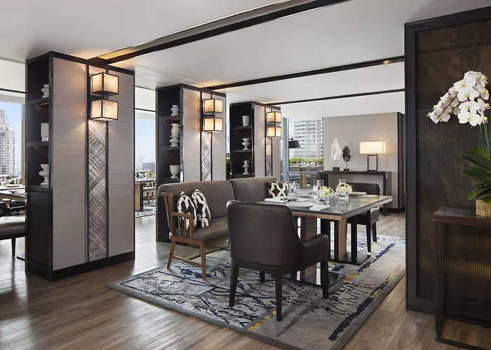 Marriott Marquis Queens Park Отель Бангкок