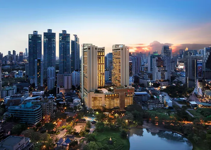 Отель Marriott Marquis Queens Park